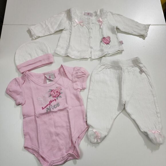 Baby Girls 4 Piece Embroidered Floral & Textured Pink & White Outfit Set 6-9m - Picture 1 of 7